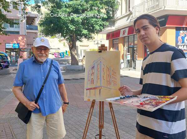 Творбите ще очакват своята публика във фоайето на партерния етаж