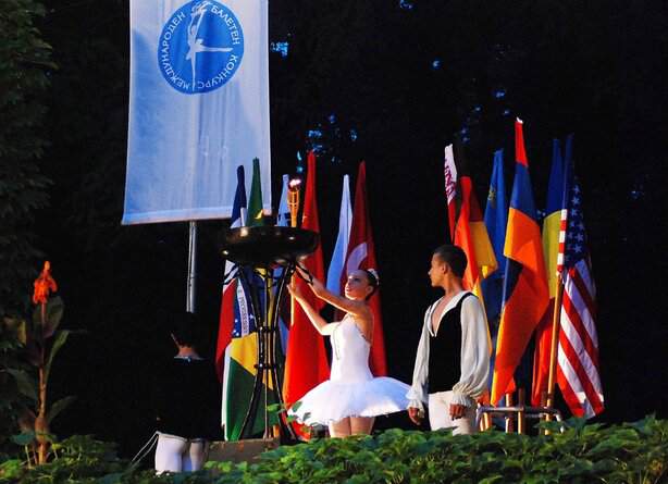 Работна група от представители на МК и специалисти в областта