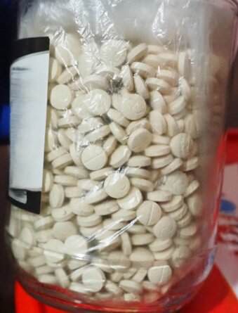 От автомобила и жилището му са иззети над 830 г от