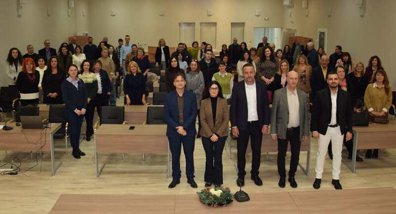 Екипите на трите областни администрации дискутираха въпроси свързани с прилагането