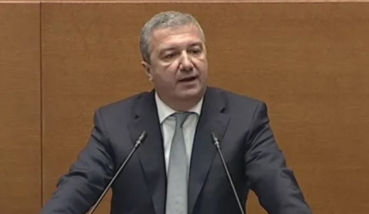 Министрите на БСП могат да гледат към хората с високо