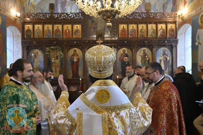 Неделя пред Рождество Христово Негово Светейшество Софийският митрополит и Български