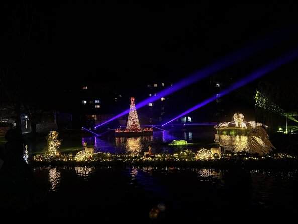 В навечерието на светлите коледни и новогодишни  празници Разлог отново