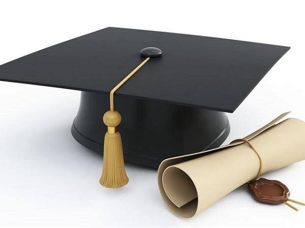 Продължавайте да вървите уверено по пътя на успеха Следвайте мечтите