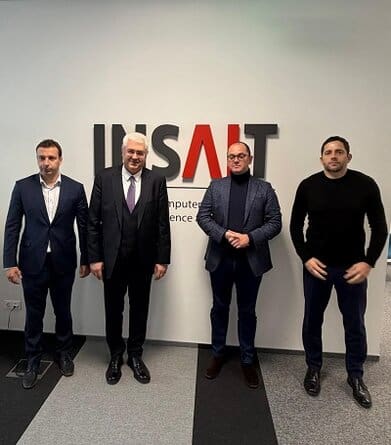 Благодарим на основателя на института INSAIT и председател на Надзорния