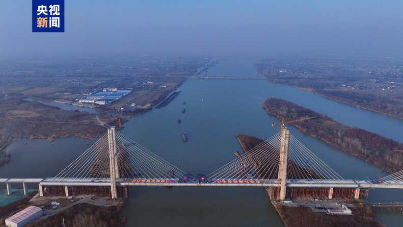 Успешно бе завършен важен етап от строителството на високоскоростната железопътна