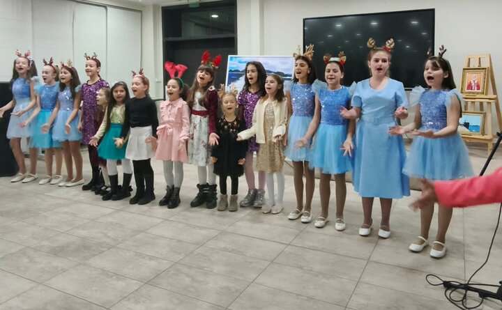 Зала Георги Баев на Културен Морско казино беше изпълнена с