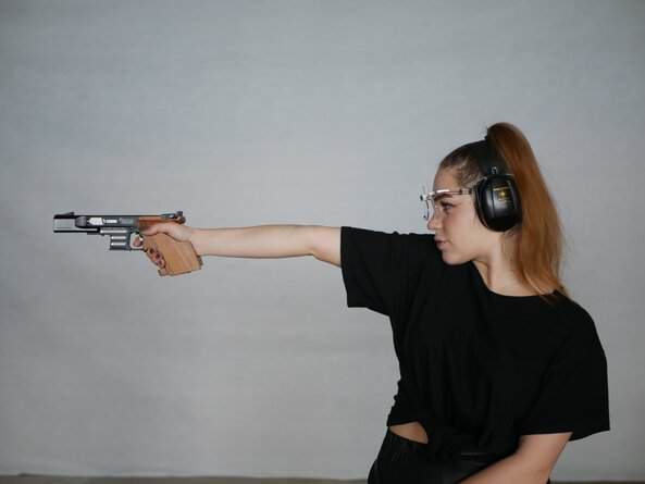 На специална церемония Българският стрелкови съюз отличи Адиел Илиева от