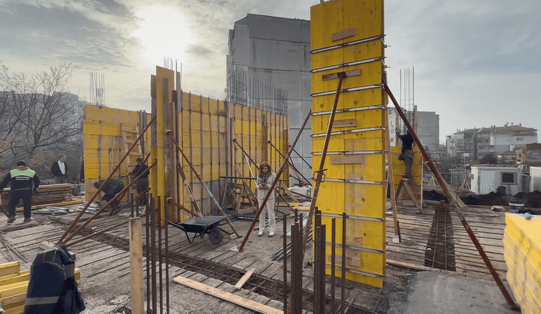 Община Бургас започна строителството на нова сграда в която ще