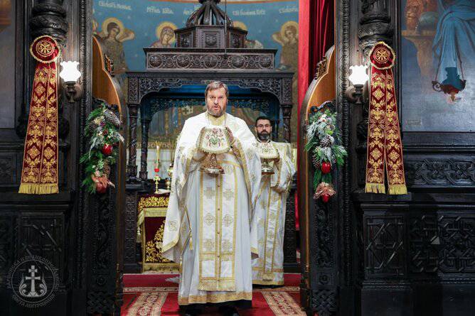 С благословението на Негово Високопреосвещенство Варненския и Великопреславски митрополит Йоан