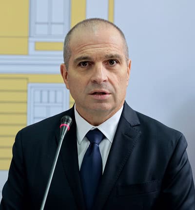 Вицепремиерът и министър на транспорта и съобщенията Гроздан Караджов изпрати