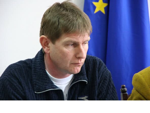 Той поема поста от Бончо Генчев С дългогодишен опит както на