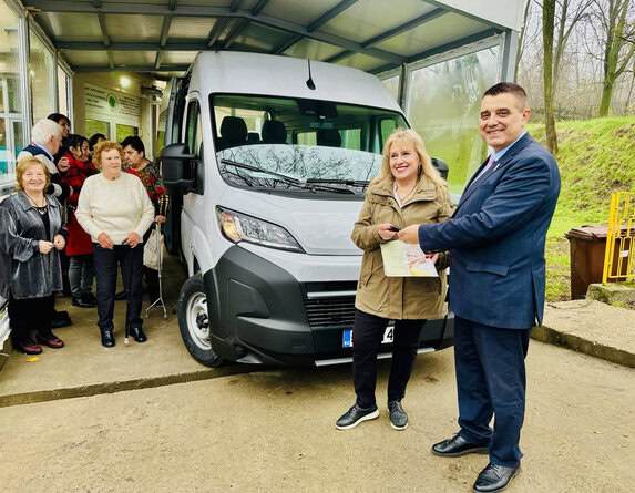 Община Русе разшири транспортния капацитет на социалните услуги в града