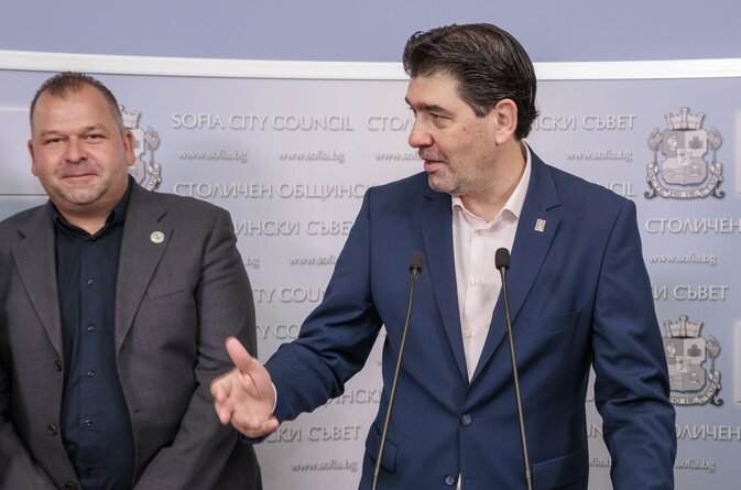 В отговор на мое питане министърът на регионалното развитие Иван