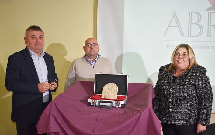 Кметът на Община Разград Добрин Добрев административният ръководител на Окръжна