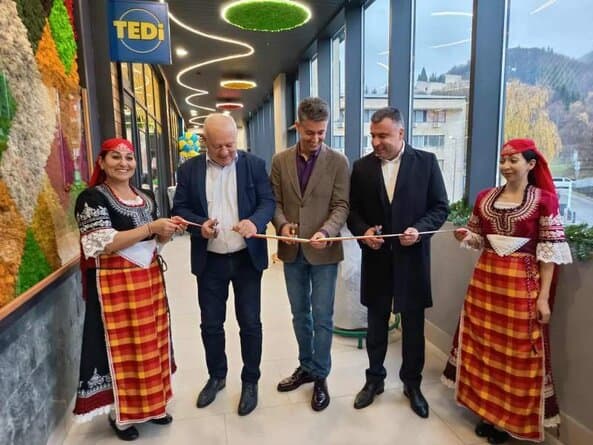 Днес в Смолян официално беше открит Търговски център Евридика Началото