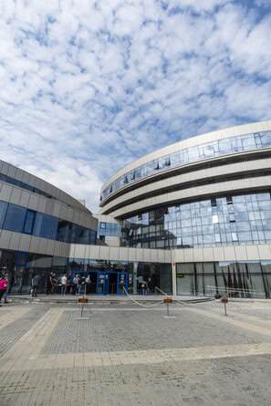 По искане на Софийска районна прокуратура съдът задържа под стража