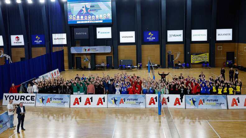 Президентът на БФВ Любомир Ганев подкрепи А1 Звезди на бъдещето