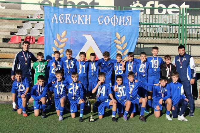 Децата от Академия Левски набор 2013 спечелиха златните медали на